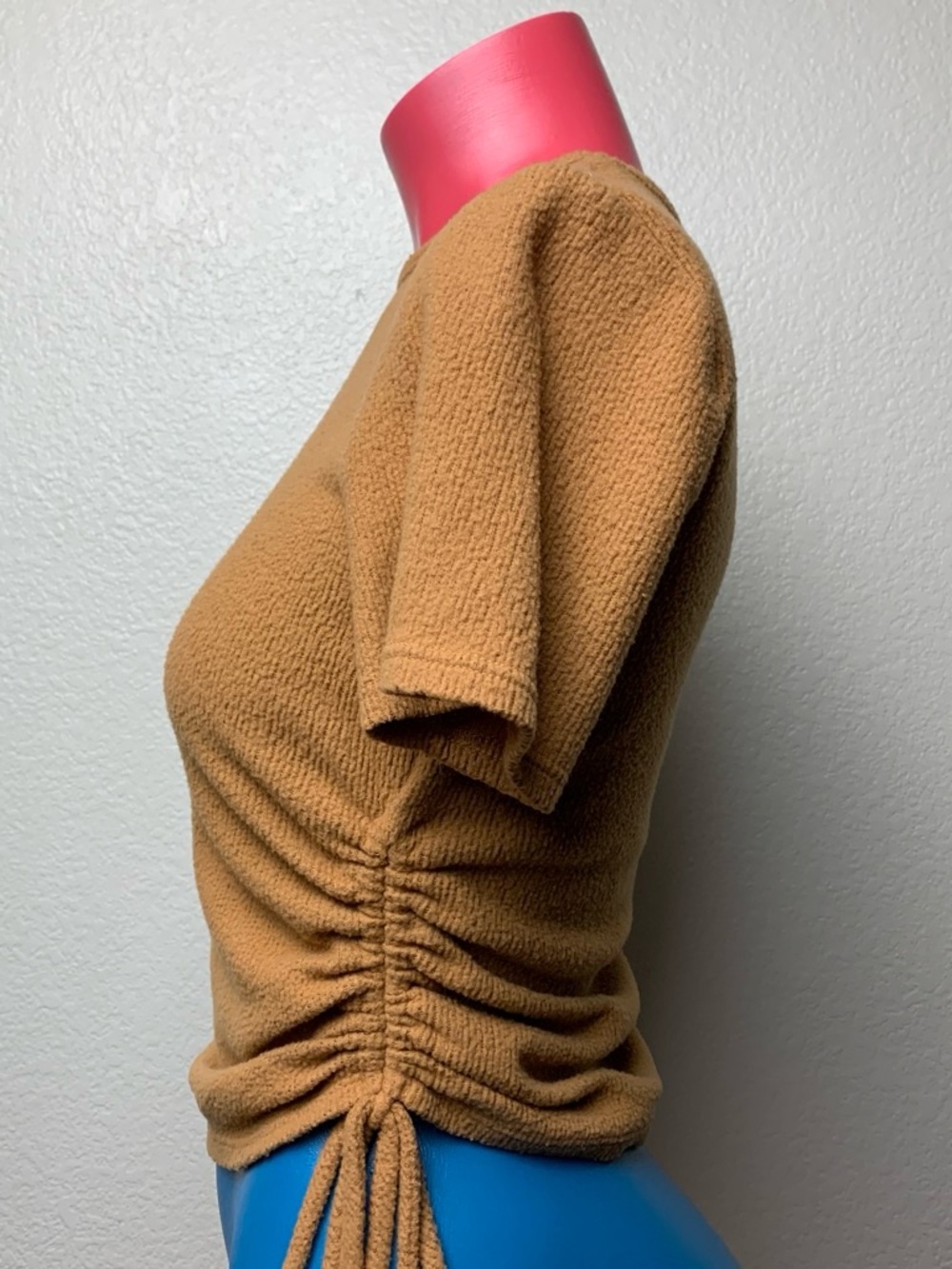 Camel Textured Ruched Drawstring Side Top - Picture 4 of 5